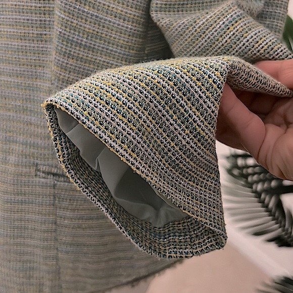 Sales!! Tween blazer - Picture 5 of 9